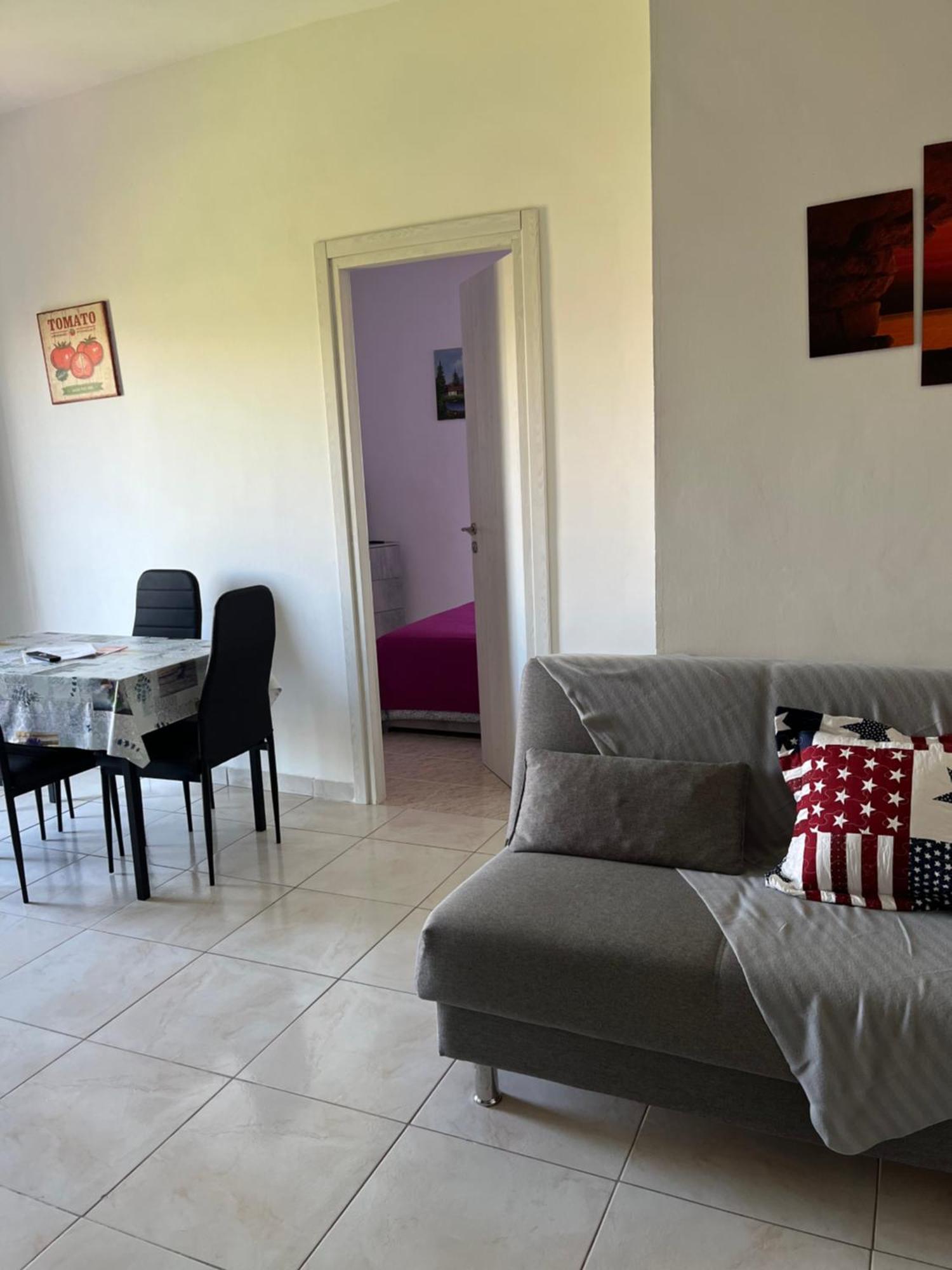Monolocale Rosy Apartment Фиумичино Екстериор снимка